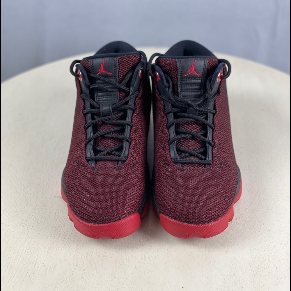 Air Jordans Horizon youth size 4